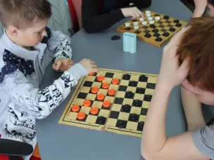 Турнир по шашкам.