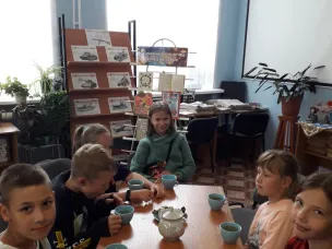 Веселая планета в Сатисской сельской библиотеке