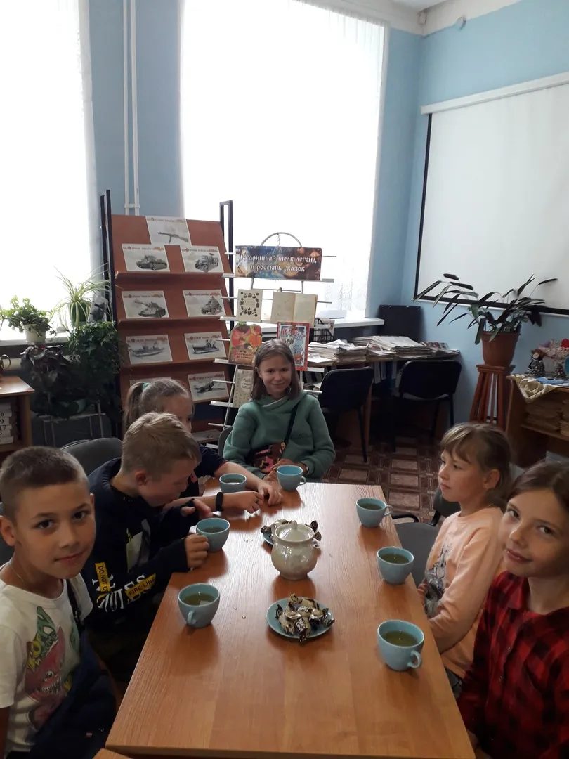 Веселая планета в Сатисской сельской библиотеке